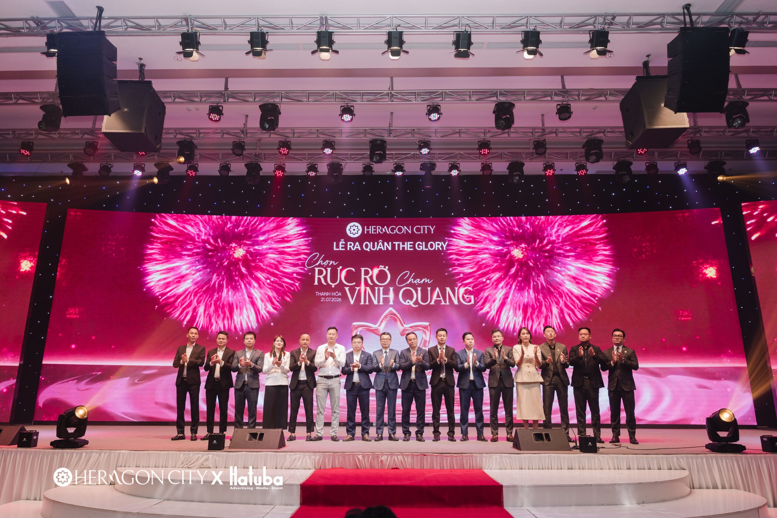 Đại diện các đơn vị đồng hành tại Lễ ra quân The Glory Heragon City