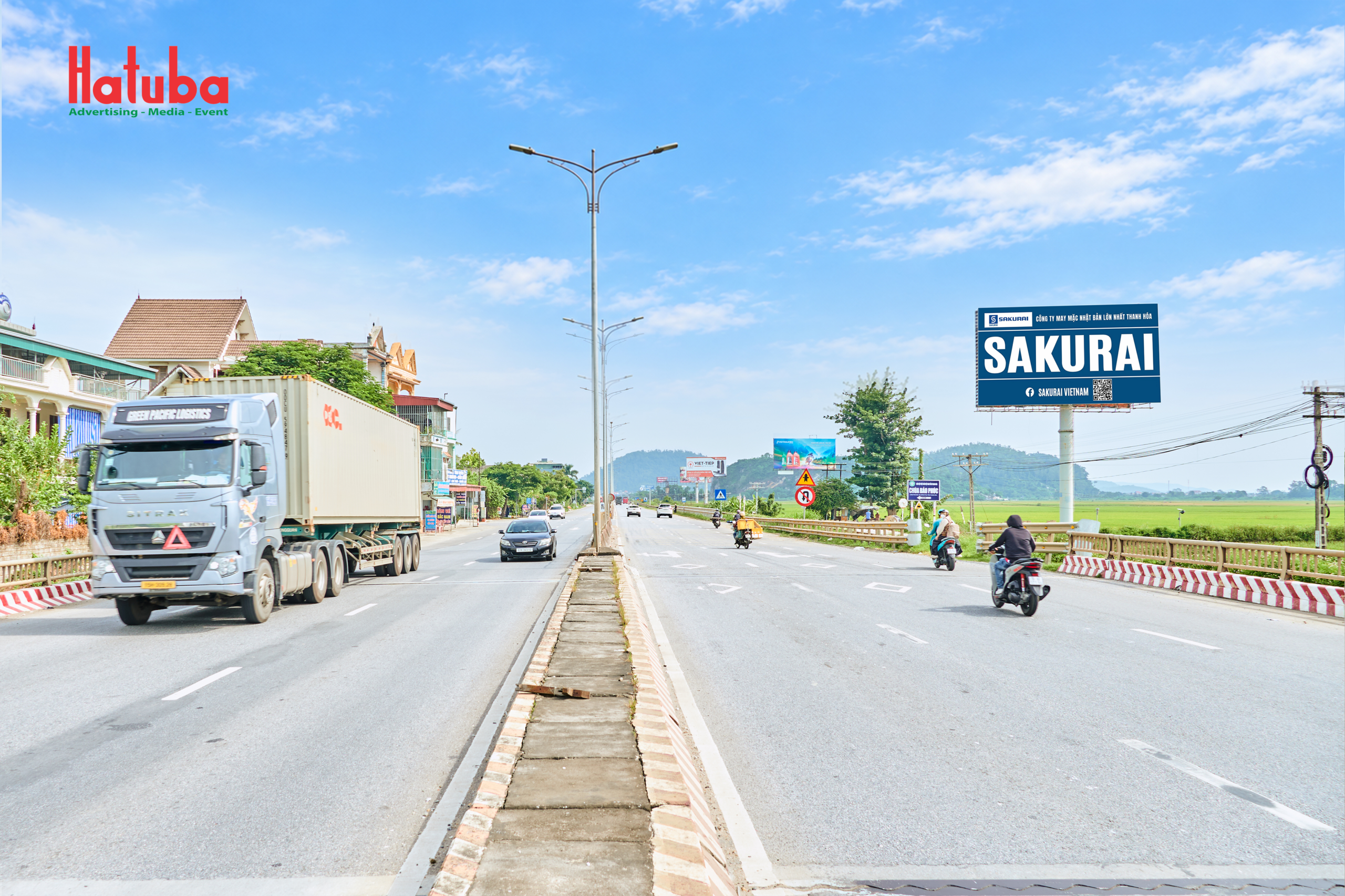 Billboard Sakurai nổi bật trên trục giao thông lớn tại Thanh Hóa